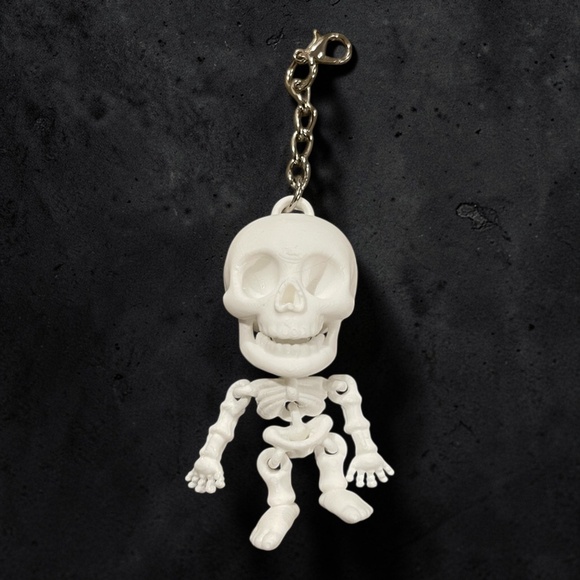 White Articulated Skeleton Keychain (Price for 1) - Picture 3 of 4